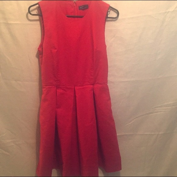 Red Gap Dress WITH POCKETS! - Picture 1 of 4